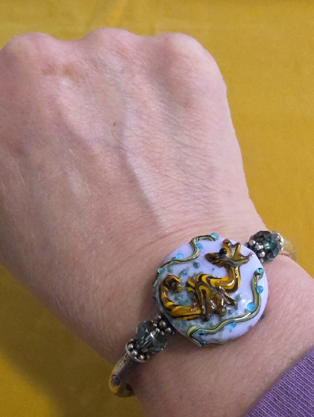 Pretty Silver Bracelet ▪︎ Lovely Lampwork Glass Artisan Focal Bead ▪︎ Unmarked